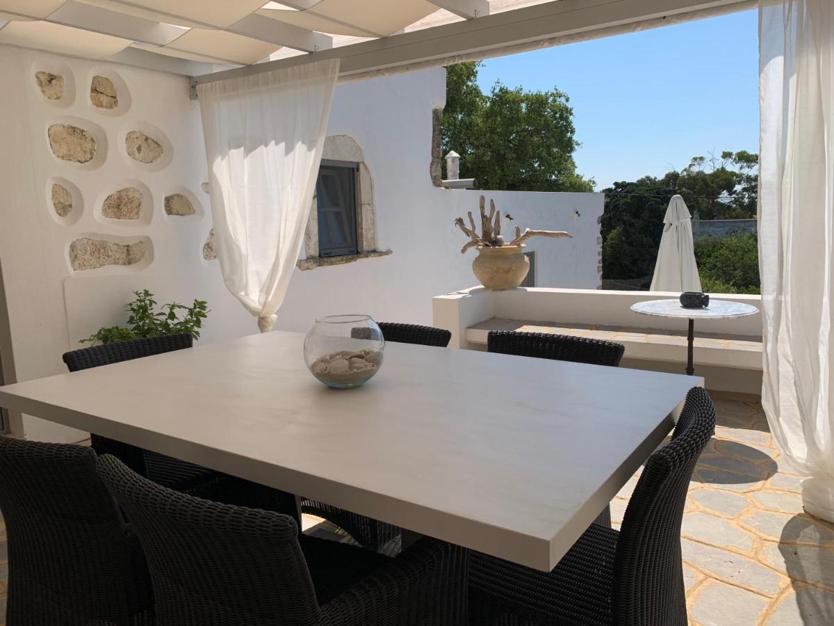 Moeses House *